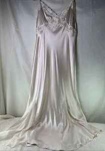 John Lewis Pure SILK Champagne Size 18 UK USA SIZE 12 Nightgown - Picture 1 of 24