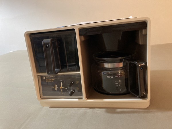 Black+Decker Space Saver/Maker Coffee Maker SDC2A Type 1 Mounting Kit Photo Related