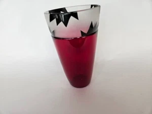 B34. Murano Anzolo Fuga Mid Century Modern Cranberry and Frosted Glass Vase - Picture 1 of 5