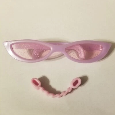 Gafas de sol elegantes de moda con lente brillante púrpura ojo de gato para niñas Foto 1 de 4