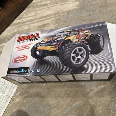 Revell Modzilla MT Radio 2.4GHZ 1/18 4WD Ep Monster Truck RTR Black EUC CIB - Image 1 of 4