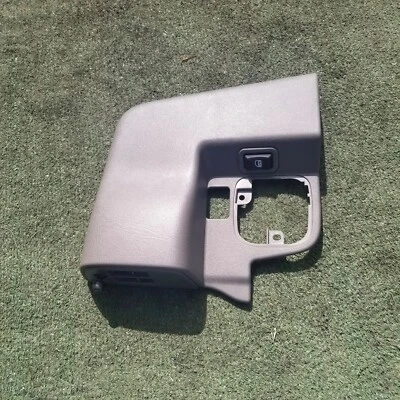 Placa de montaje de interruptor de conductor delantero OEM 24 GMC Savana Chevy Express 84805987 Foto 1 de 3