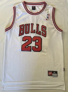 Camiseta deportiva de equipo vintage Nike NBA Michael Jordan #23 Chicago Bulls XL para hombre  - Imagen 1 de 24