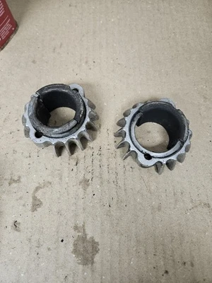 Barbatanas anelares colarinho de escape 1970 CL175 - Imagem 1 de 2