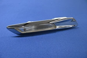 11-13 BMW F10 5 Series Left Driver Side Fender Marker Turn Signal Light Lamp OEM - Picture 1 of 9