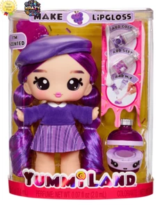 Yummiland Greta Uva Bambola con Kit Lucidalabbra Fai da Te e Num Nom Pet Fizzpop - Foto 1 di 4