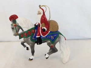 Breyer Pferd 1999 Weihnachtsmann Ornament 1. in Sammelserie - Bild 1 von 5