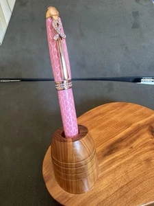 Luxury Pink Breast Cancer Awareness Hand Turned Pen with pink crystals - Picture 1 of 6