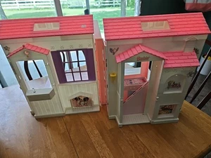 Bonita casa Barbie plegable 1996 incompleta - Imagen 1 de 8