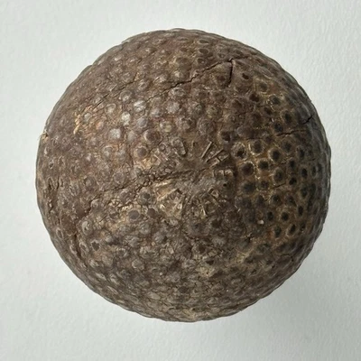 RARE Antique CHALLENGER Bramble Golf Ball - Image 1 of 4