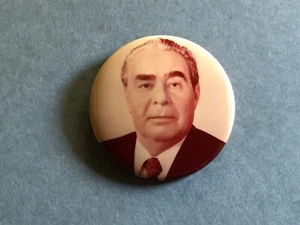 LEONID BREZHNEV USSR Original Plastic Pinback Button Stagnation Russia Vintage! - Picture 1 of 6