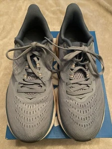 Hoka Laufschuhe Damengröße 8,5D W Arahi 5 Weite blau/grau - Bild 1 von 7