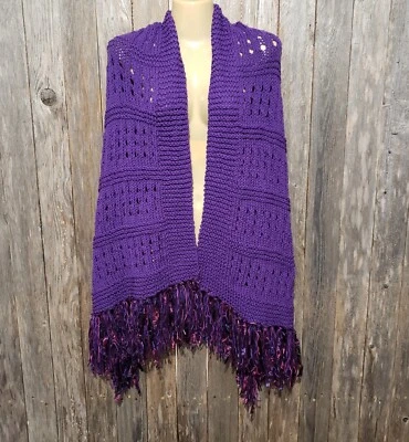 NUEVO Mantón Púrpura Largo Tejido a Mano Ojales Envoltura Boho Hippie Flecos Vaquera Foto 1 de 4