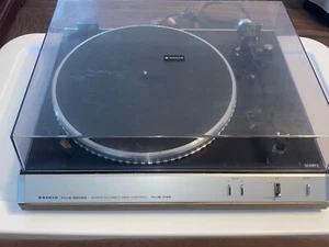 Vintage Sanyo Plus Q25 Plus Series Quartz PLL Direct Drive Turntable - Picture 1 of 19