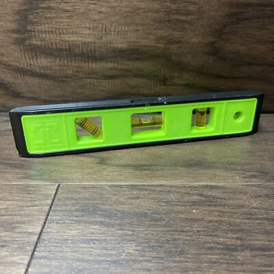 JOHNSON LEVEL Torpedo 9 Inch 3 Vials Structo-Cast USA 7500B-LIME - Image 1 of 4