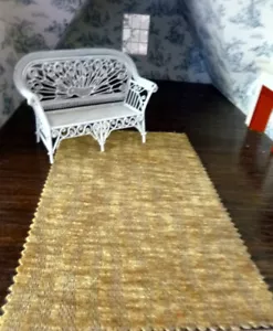 TAPPETO CASA DELLE BAMBOLE FRANCESE IN TESSUTO DI DESIGN 1:12 9" x 6" LEE JOFA - Foto 1 di 1