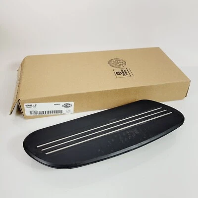 Inserto de almohadilla de piso izquierdo Harley-Davidson 86-23 Touring Streamliner 50689-11 Foto 1 de 4