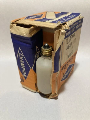 6 Champion 15W 115V Frosted White Lamp Light Bulbs Candelabra Base - Image 1 of 4