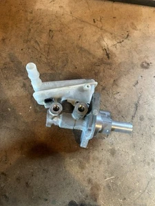 2011 Ford Fiesta Brake Master Cylinder (stock #144) - Picture 1 of 4