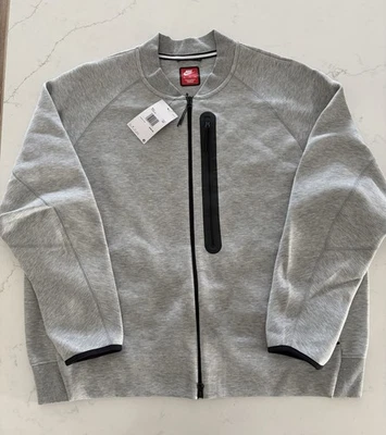 Chaqueta de bombardero Nike Sportswear Tech polar gris FB8008-063 para hombre talla 2XL Foto 1 de 4