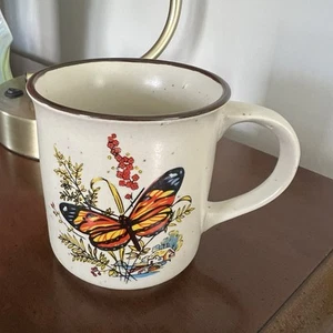 Vintage Stoneware Speckled Butterfly Floral Coffee Tea Mug Cup Wellington Viking - Picture 1 of 4