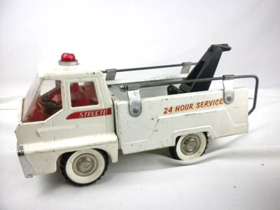 老式 20 世纪 60 年代 Structo 24 小时服务拖车残骸 - 压钢 13 — 第 1/4 张图片