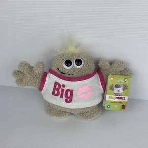 Hugmeez Monster Plush Big Kiss Beige Soft Toy Shirt Pink Lips 15cm Tall Tags - Picture 1 of 10