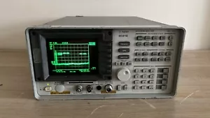 Agilent 8591e Analizzatore di spettro (9Khz - 1.8Ghz) - Foto 1 di 11