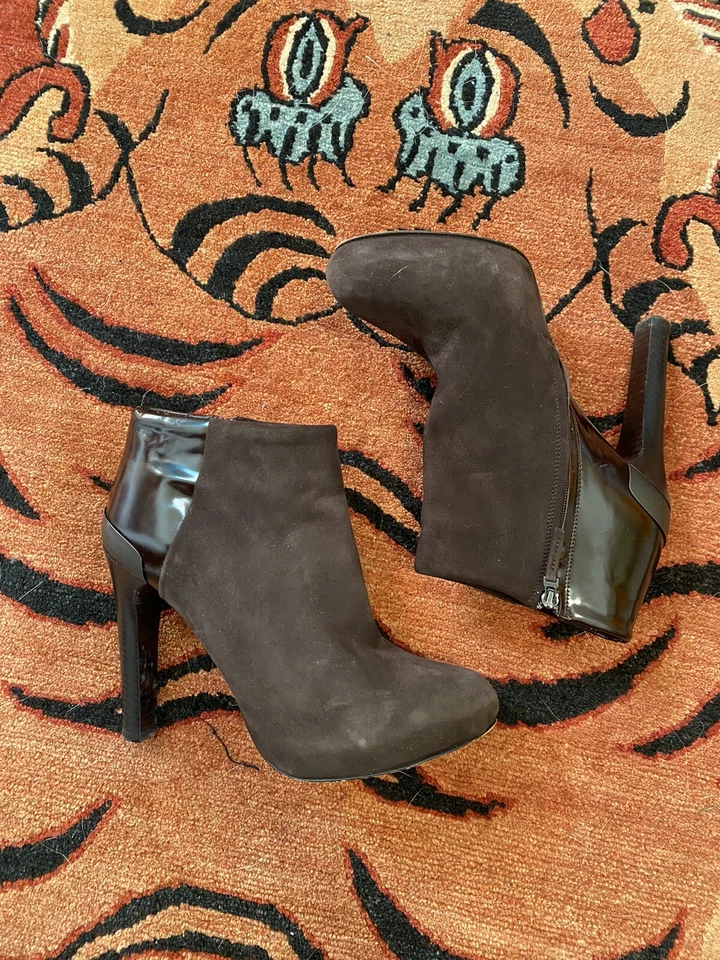 Botines Fendi para mujer talla 8 de cuero y gamuza Foto 1 de 4