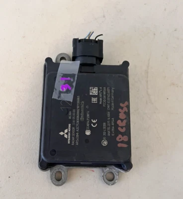 Módulo sensor de distancia 8638A121 Mitsubishi Eclipse Cross 2018-2020 OEM  Foto 1 de 4