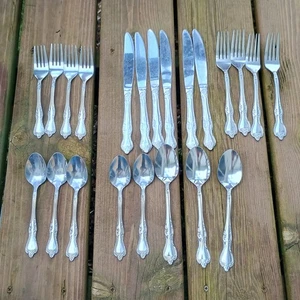 Oneida Azalea 22 Piece Flatware Set 18/10 Stainless Steel - Picture 1 of 6