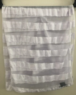 Bufanda Steve Madden Infinity blanca a rayas transparentes plateadas brillantes talla única Foto 1 de 4