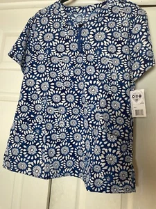 Infinity Scrub Top - Picture 1 of 5
