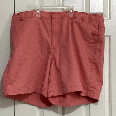 Dockers Women's CORAL TWILL COTTON SHORTS SIZE 18W-PRE-OWNED - Image 1 of 4