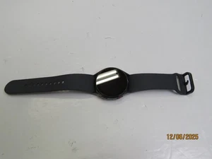 Samsung Galaxy Watch5 SM-R900 40mm Boîtier en Aluminium Gris avec Bracelet Sport [DP405] - Photo 1 sur 5