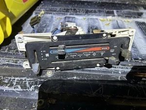 87 88 89 Ford Crown Victoria Temperature Climate Control A/C Heat Dash 1987-1989 - Picture 1 of 4