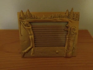3-D Golfer with Golf Bag Clubs Metal Gold Frame Photo/Picture Tabletop - Picture 1 of 2