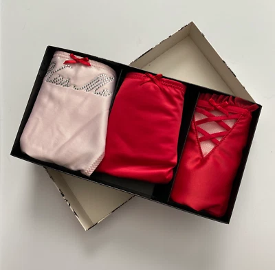 Victoria's Secret Nuevo Dream Angels Lote de 3 Sexy Tanga en V Panty Caja de Regalo Conjunto Foto 1 de 4