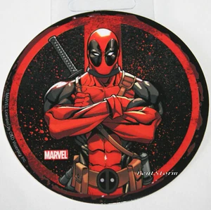 Marvel Deadpool Schwert runde Arme gekreuzt gestanzt Vinyl Wandaufkleber 3 1/2" rund - Bild 1 von 1