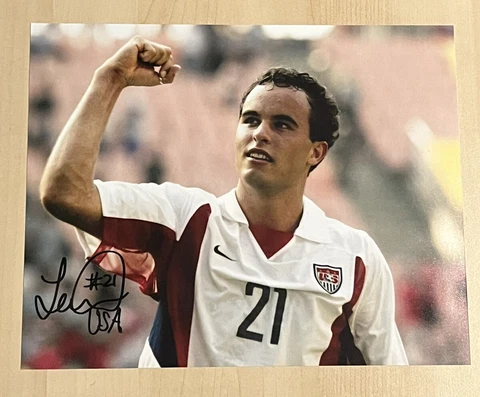 LANDON DONOVAN HAND SIGNED 8x10 PHOTO AUTOGRAPHED USA MENS SOCCER LEGEND COA Cover