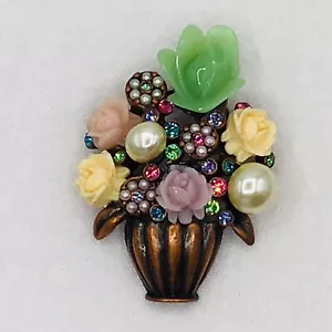 Vintage Joan Rivers Brooch 3D Flowers Faceted Crystal Gems Resin Faux Pearls - Picture 1 of 6