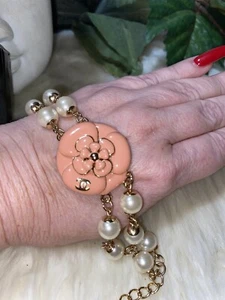 Chanel Camellia Authentic Pearl And Floral Bracelet!!! Mint!! B14 - Picture 1 of 12