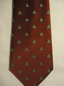 Corbata de poliéster Avon rojo verde árboles de Navidad 57" - Imagen 1 de 2