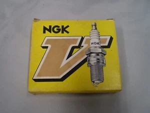 Bujía NGK V B10EV Racing NOS (Caja de 4) - Imagen 1 de 4