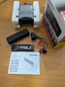 PIONEER DEH-S100UBA - USB - AUX Input - Picture 1 of 6