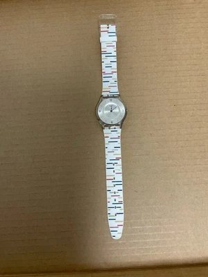 Swatch кожи классический тонкий вкладыш SFE108 белый силиконовый ремень и серебряный циферблат - Изображение 1 из 3