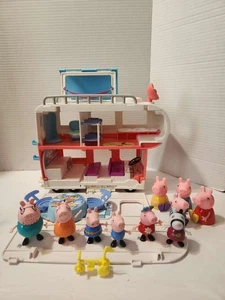 Peppa Pig Family Motorhome See all Pictures for included Tested Working - Picture 1 of 8