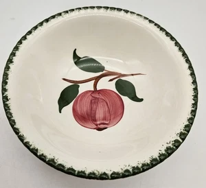 Vintage Southern Potteries Quaker Apple Red 6" Cereal Bowl Green Trim - Picture 1 of 6
