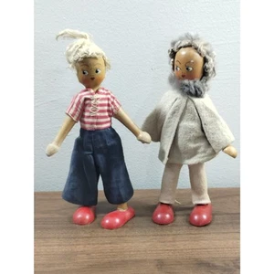 Set 2 statuine bambola in legno vintage scarpe rosse da donna 7" (mt1) - Foto 1 di 9