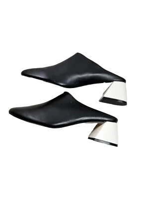 Zapato Katy Perry The Terrain Mujer 6.5 Mule Blanco y Negro Talla Foto 1 de 4